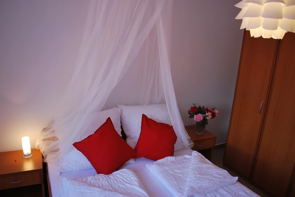 פורץ Apartments Maria חדר תמונה